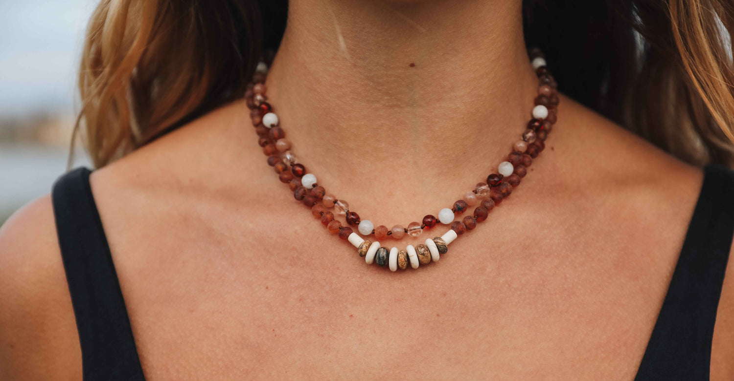 Baltic Sea Amber || Sunstone  + Moonstone || Natural Gemstone Necklace