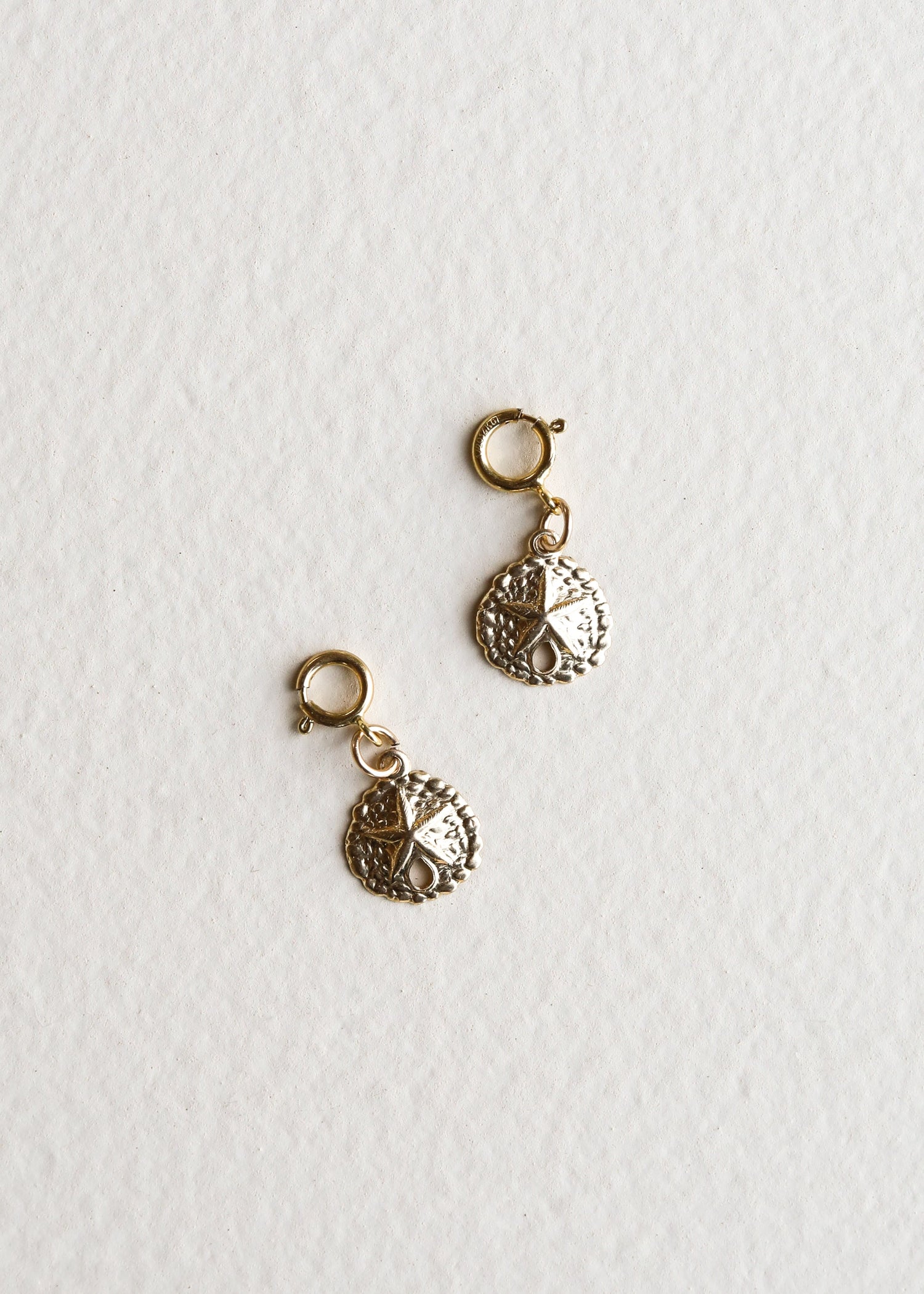14K Gold Filled Charm - Sand Dollar 