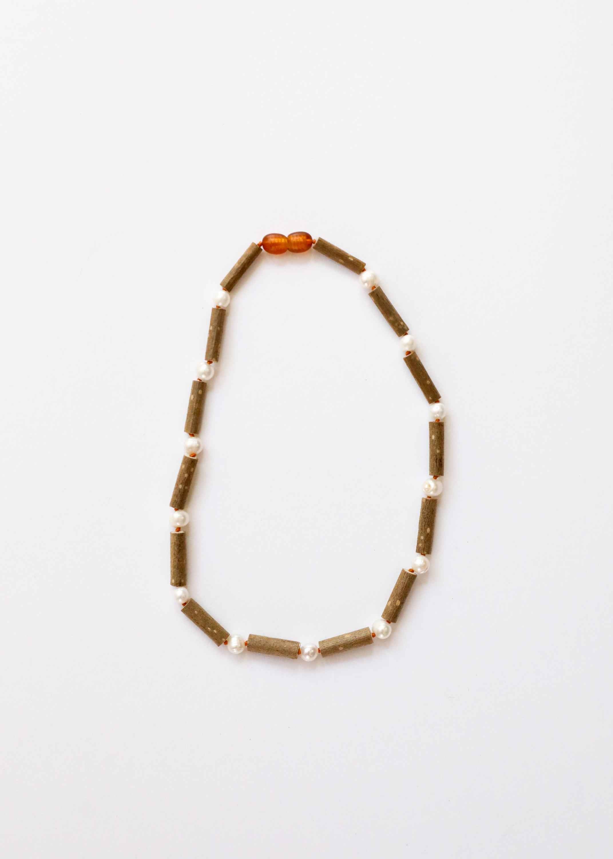 Hazelwood + Pearl || Beaded Necklace ||