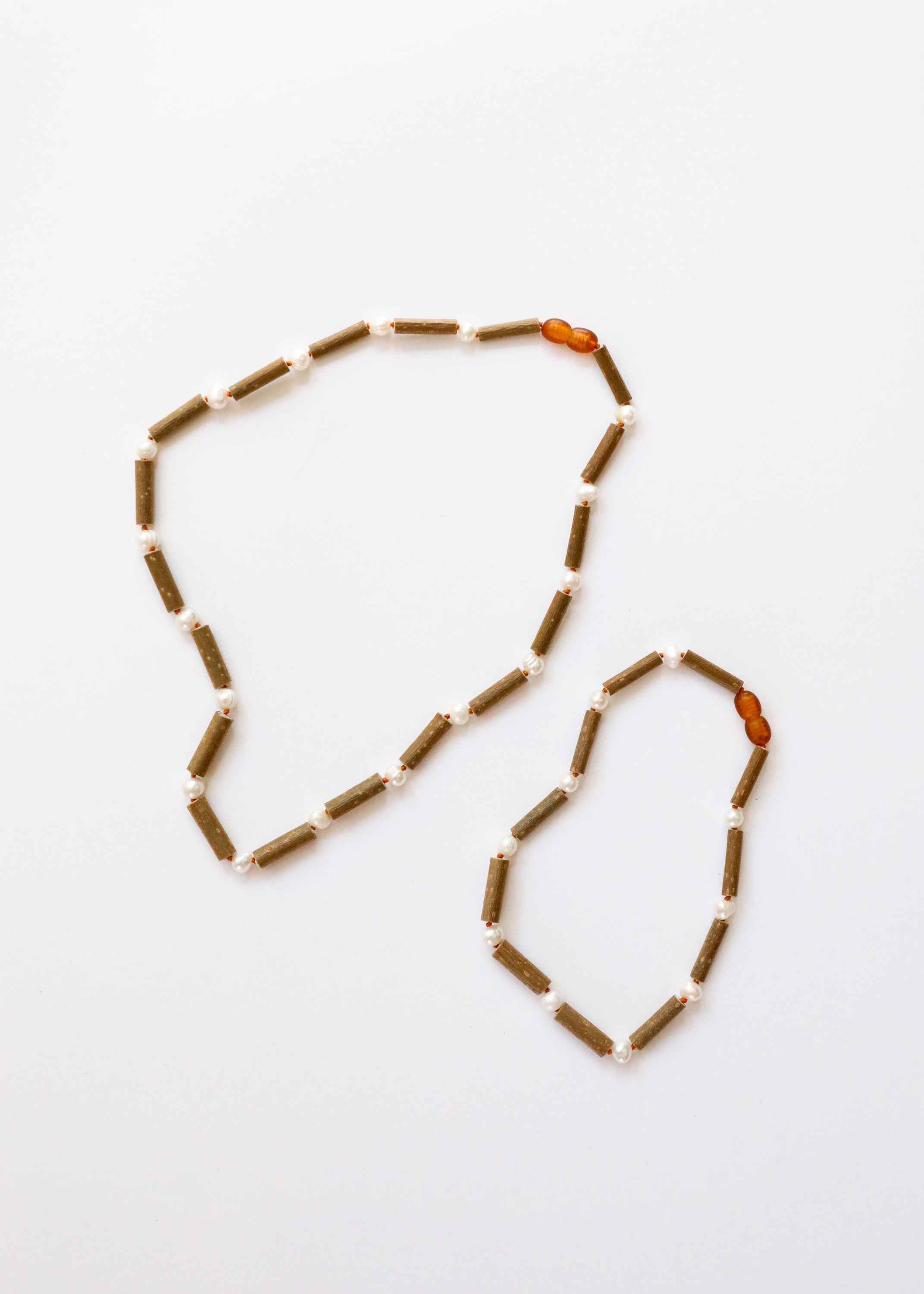 Hazelwood + Pearl || Beaded Necklace ||