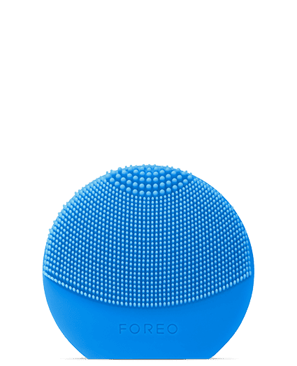 FOREO LUNA play plus by Nava Beauty