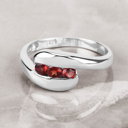 0.74 Carat Genuine Garnet .925 Sterling Silver Ring  DestGlow