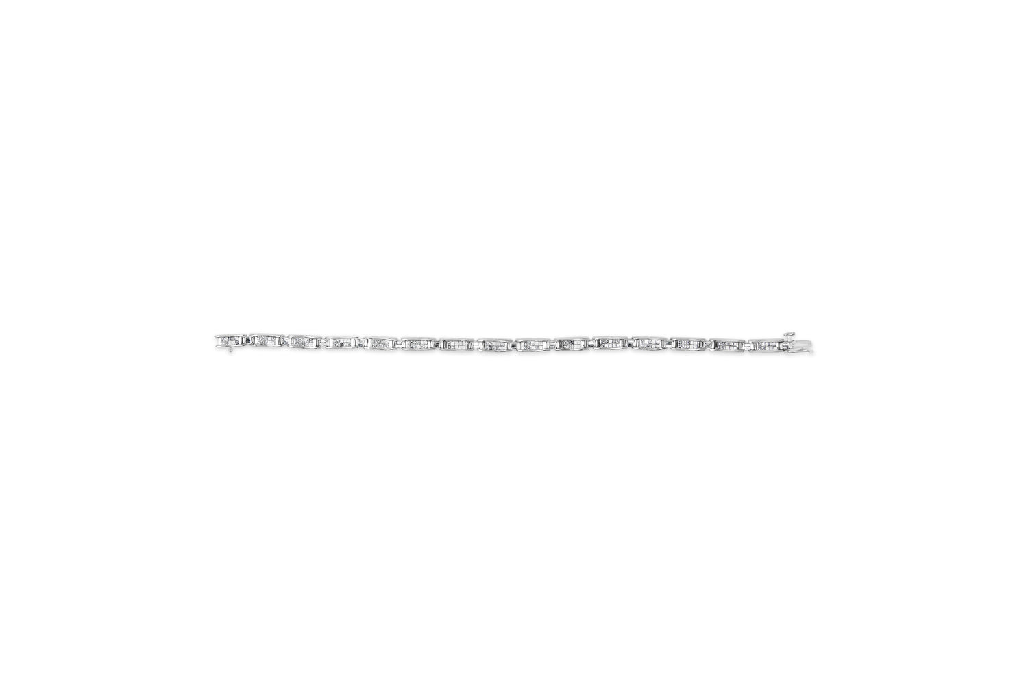 14K White Gold 2.0 Cttw Baguette and Princess-Cut Diamond Tennis Bracelet (H-I Color, SI1-SI2 Clarity) - 7" by Bids.com