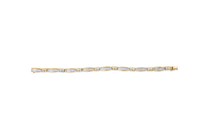 14K Yellow Gold Princess and Baguette Cut Diamond Beaded Bracelet (3.00 cttw, H-I Color, SI1-SI2 Clarity) by Bids.com
