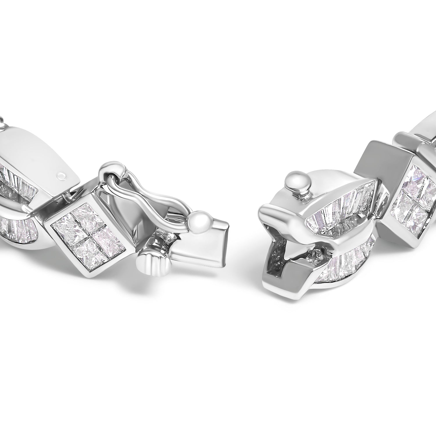 14K White Gold 8 5/8ct Cttw Princess and Baguette Diamond Geometric Twist Link Bracelet (G-H Color, VS1-VS2 Clarity) - 7"  DestGlow