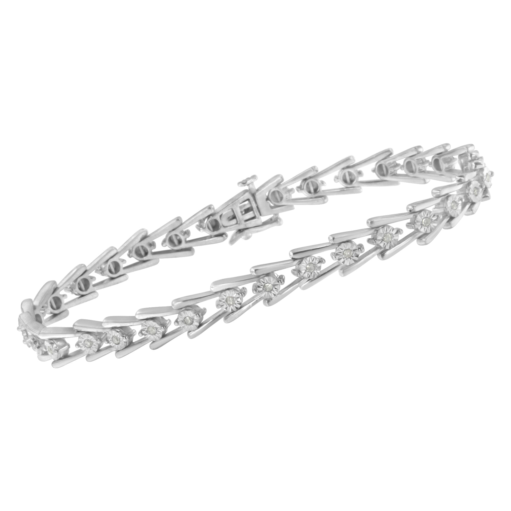 .925 Sterling Silver 1/4 cttw Miracle Set Diamond Sleek and Open "V"Bracelet (I-J Color, I3 Clarity) -7.5" by Bids.com