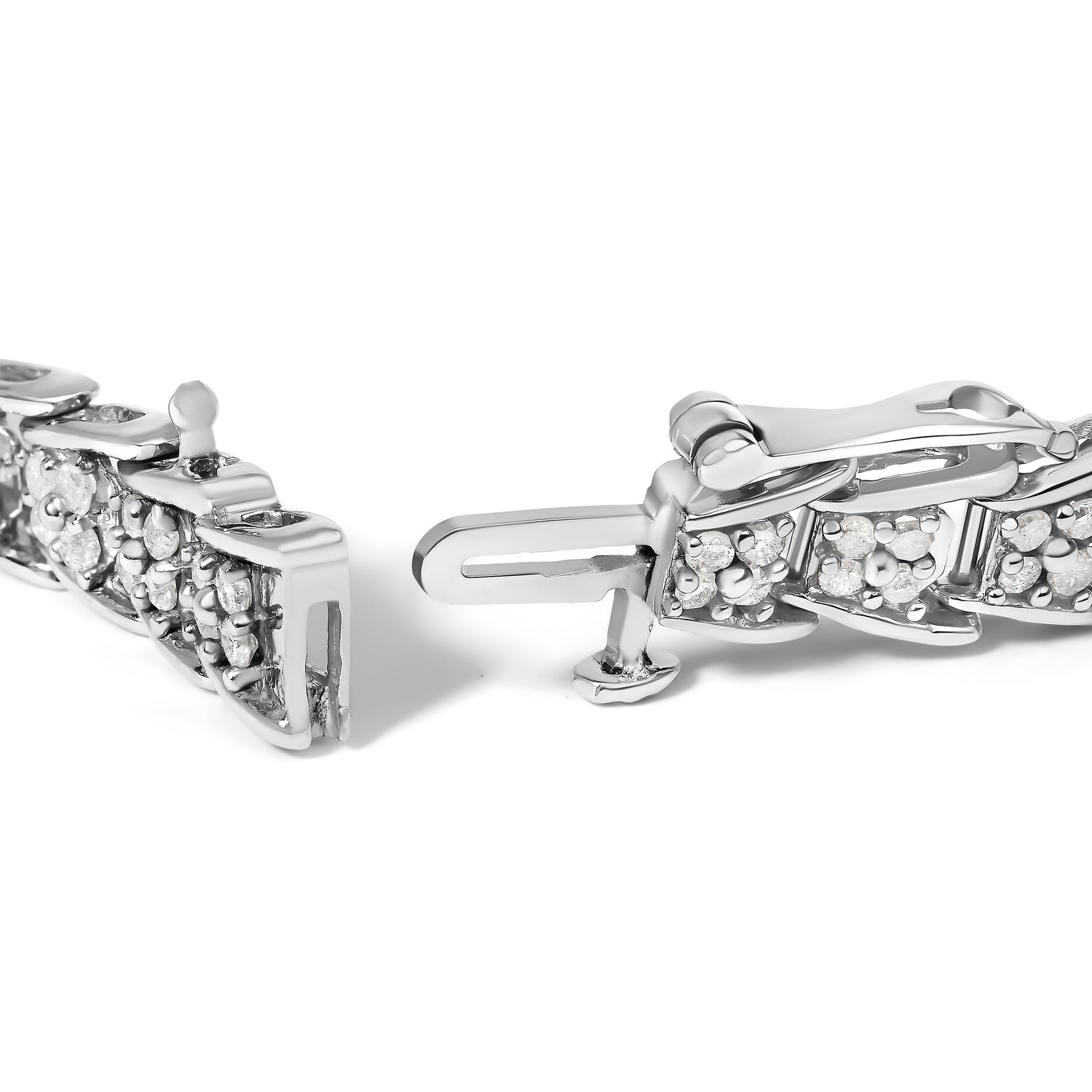 10k White Gold 2 cttw Diamond Fan-Shaped Link Tennis Bracelet (I-J Clarity, I3 Color) - Size 7.25" by Bids.com
