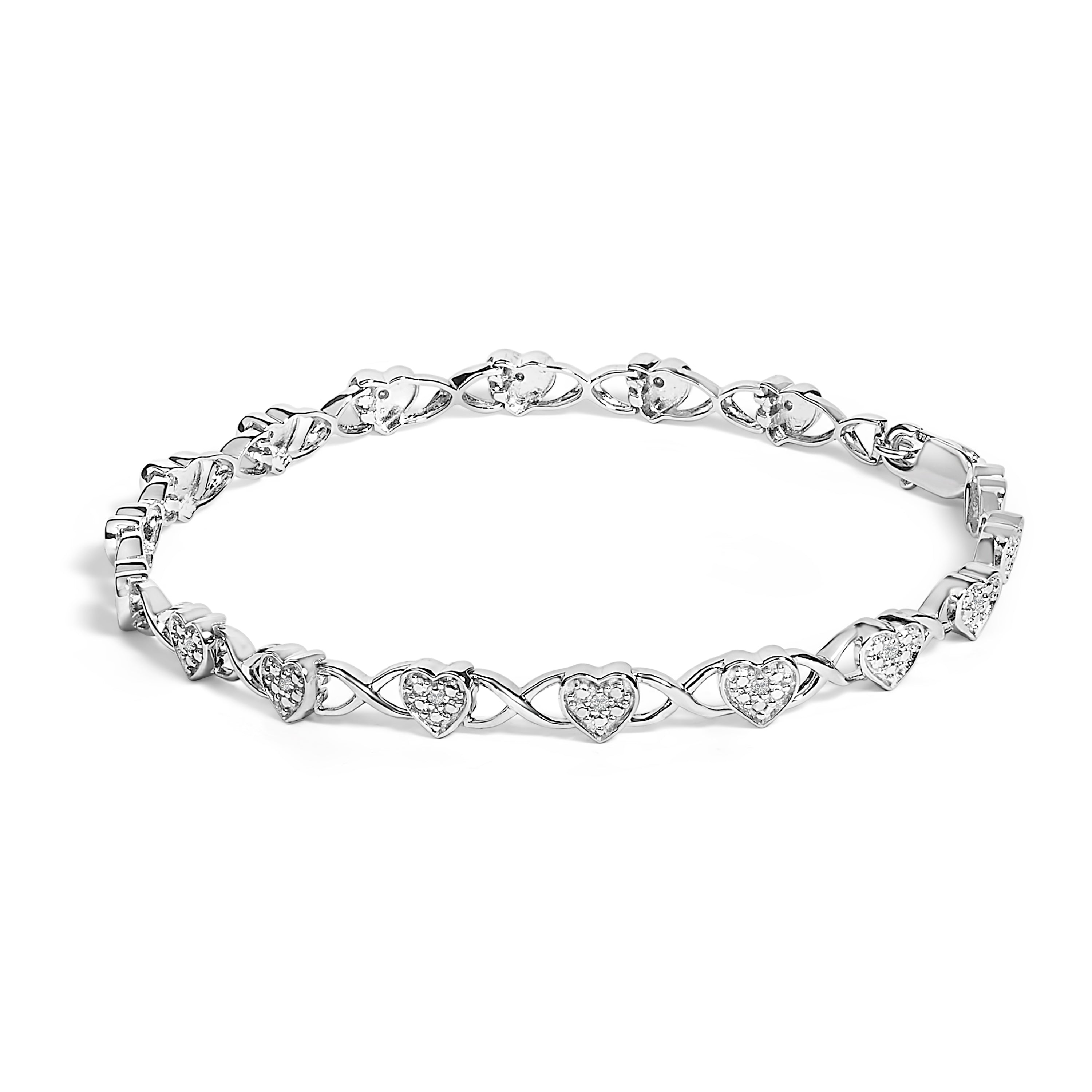 .925 Sterling Silver Diamond Accent Heart Link Bracelet (I-J Color, I3 Clarity) - 7.25" by Bids.com