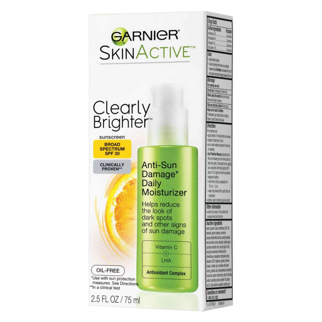 Garnier SkinActive Clearly Brighter Vitamin C + LHA SPF 30 by Farmacias Savia
