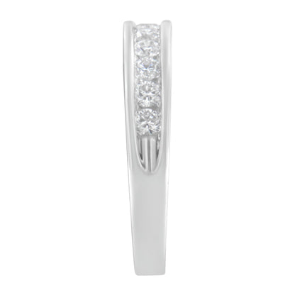 18K White Gold Round Diamond 1/2 Cttw Channel Band Ring by Bids.com