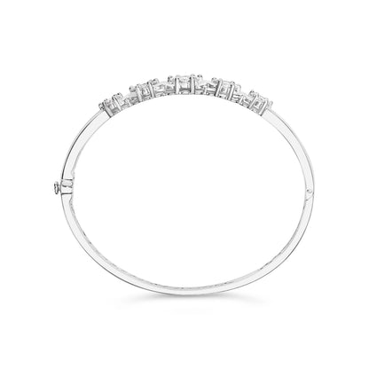 14K White Gold 2 1/2 Cttw Diamond Graduating Floral Cluster Bangle Bracelet (H-I Color, SI1-SI2 Clarity) - Fits Wrists up to 7.25" by Bids.com