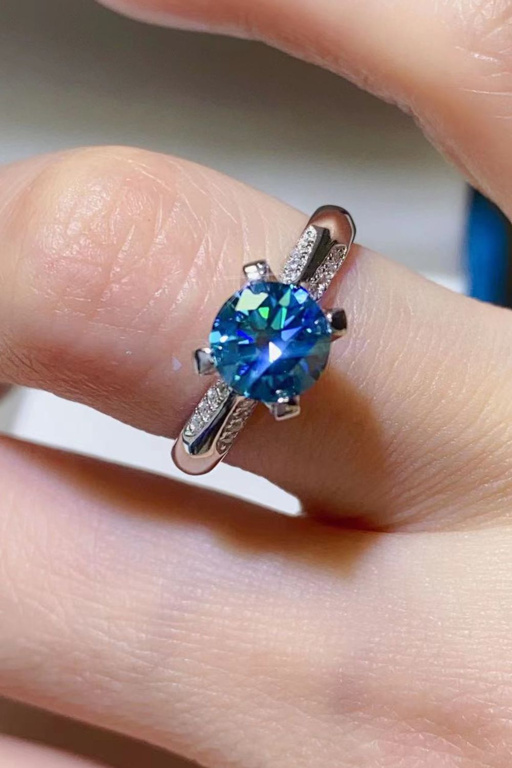 1 Carat Blue Brilliant Round Cut Sparkala™ 4-Prong Ring by Sparkala