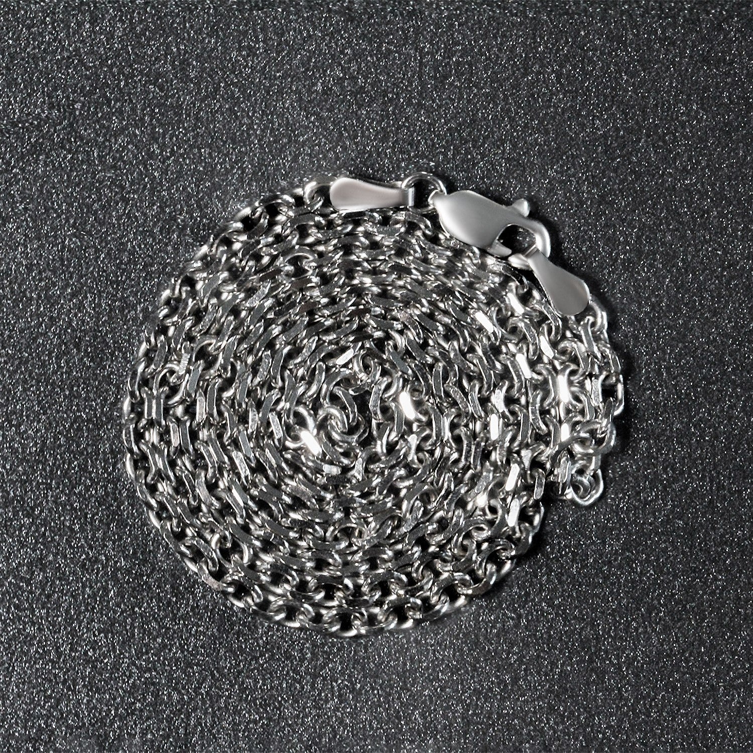 14k White Gold Diamond Cut Cable Link Chain (2.90 mm) by Bids.com