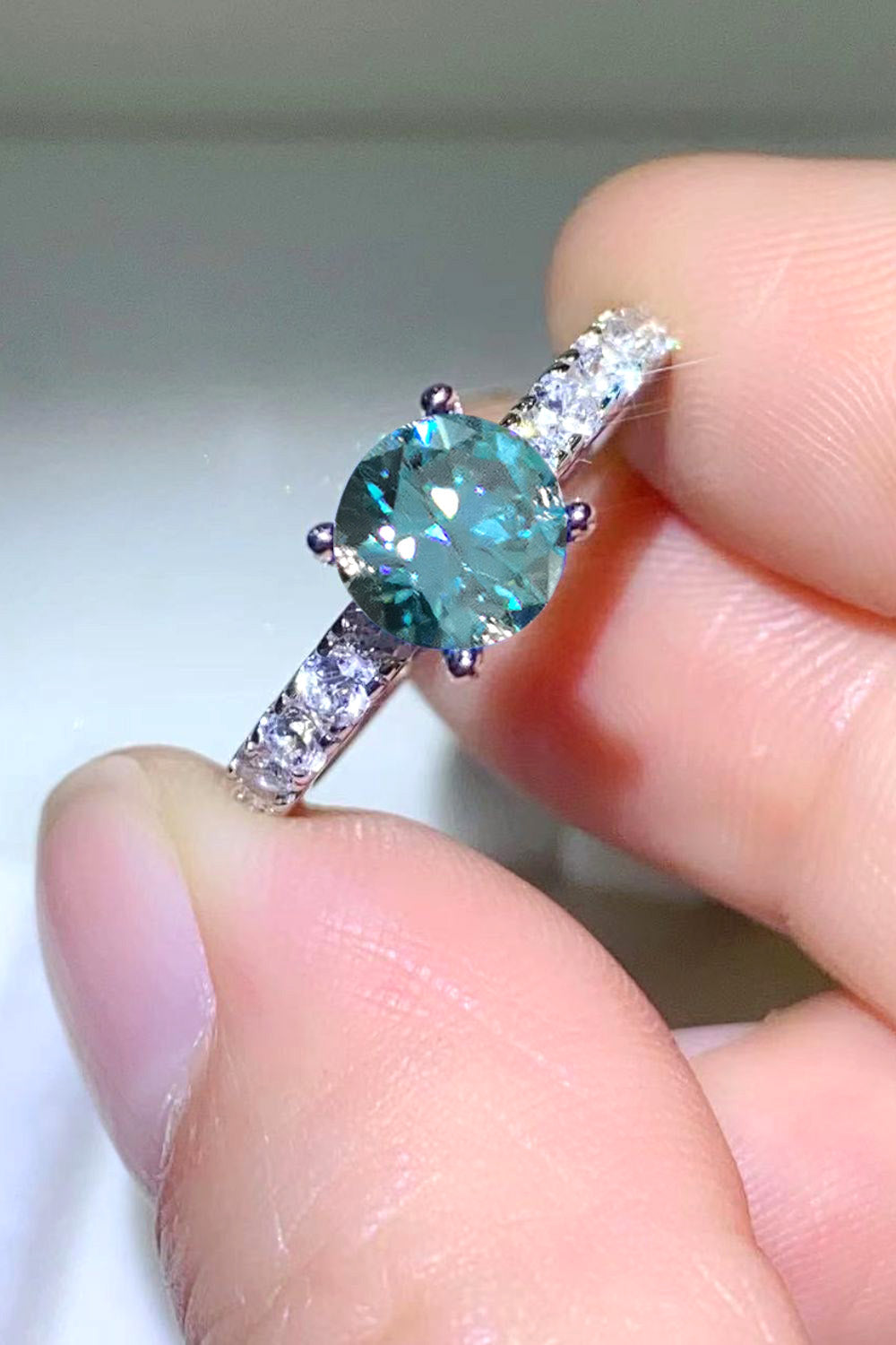 Future Style 1 Carat Blue Brilliant Round Cut Sparkala™ Side Stone Ring by Sparkala