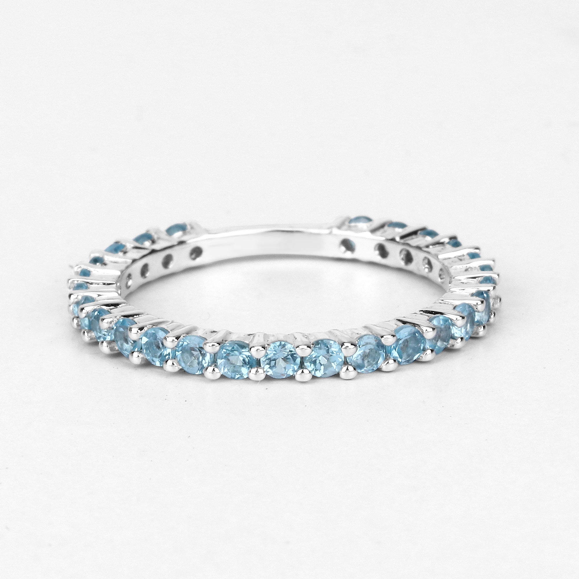 0.94 Carat Genuine Swiss Blue Topaz .925 Sterling Silver Ring by Bids.com