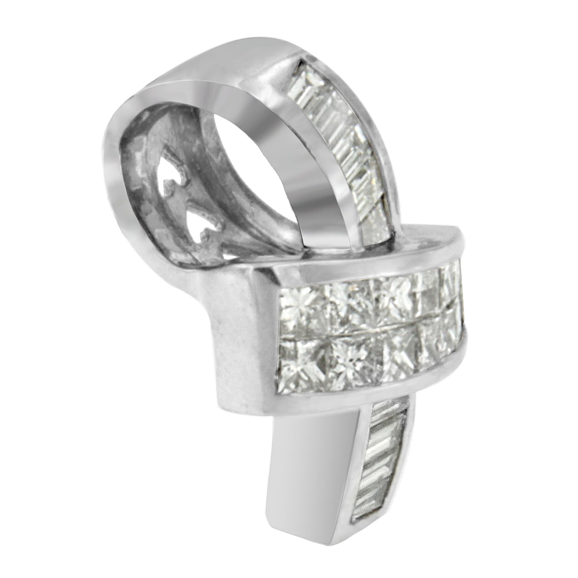 14K White Gold 2 cttw Princess and Baguette Cut Diamond Ribbon Pendant Necklace (H-I, SI-SI2) 