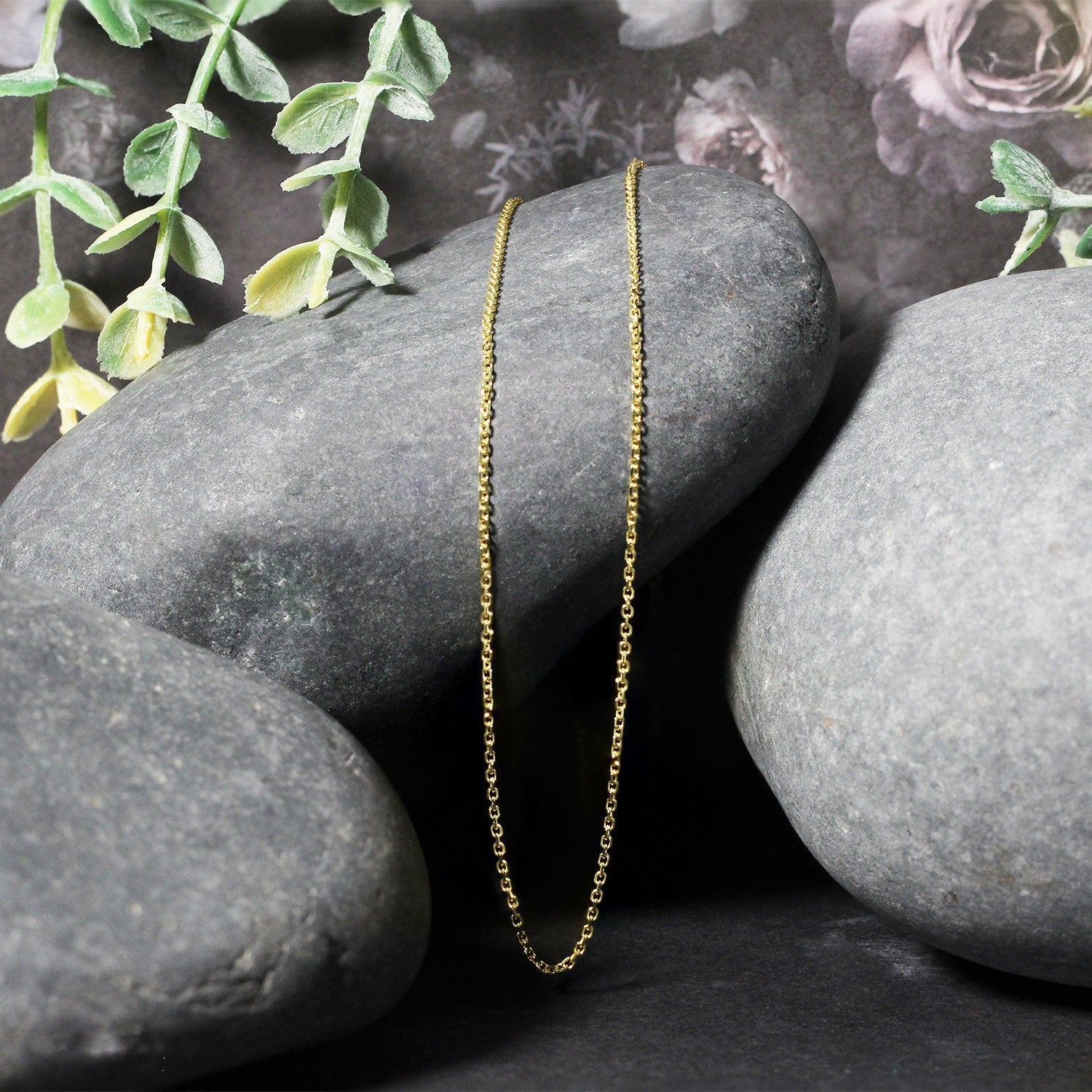 18k Yellow Gold Diamond Cut Cable Link Chain (1.10 mm) by Bids.com