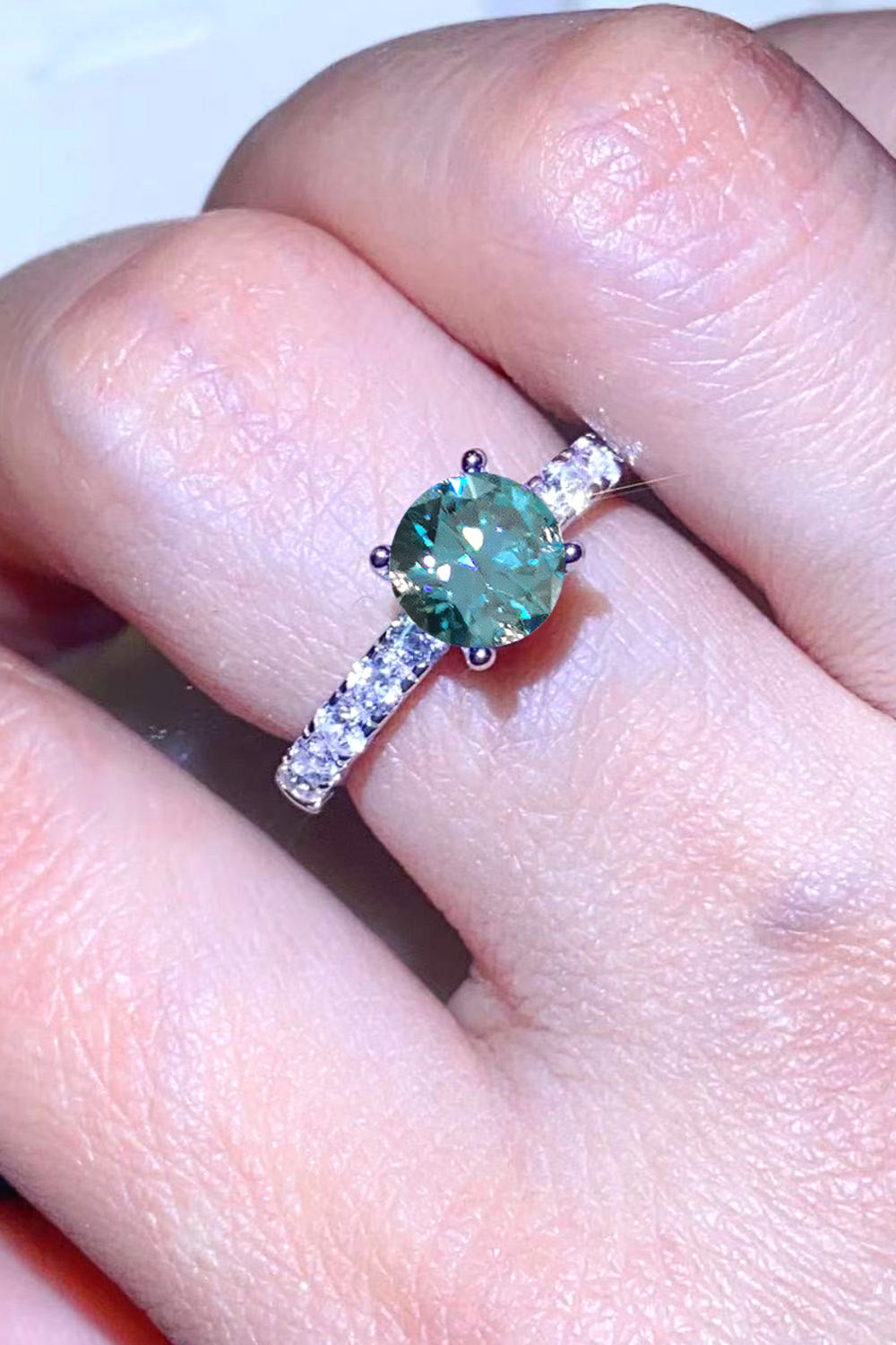 Future Style 1 Carat Blue Brilliant Round Cut Sparkala™ Side Stone Ring by Sparkala