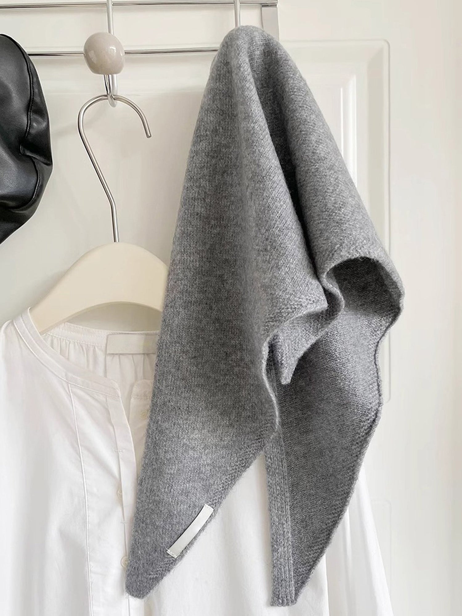 100% Merino Wool Knitted Triangle Scarf by LINTICO