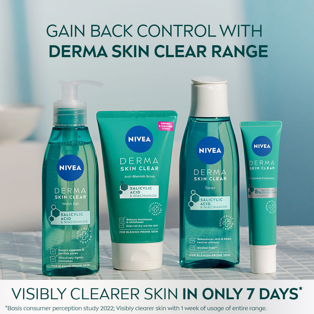 Nivea Derma Skin Clear Exfoliator Face Cleansing