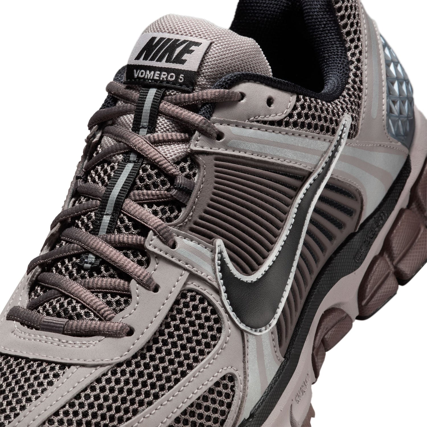 Nike Mens Zoom Vomero 5 - College Grey by Denim Exchange