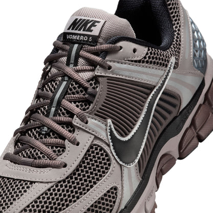 Nike Mens Zoom Vomero 5 - College Grey by Denim Exchange