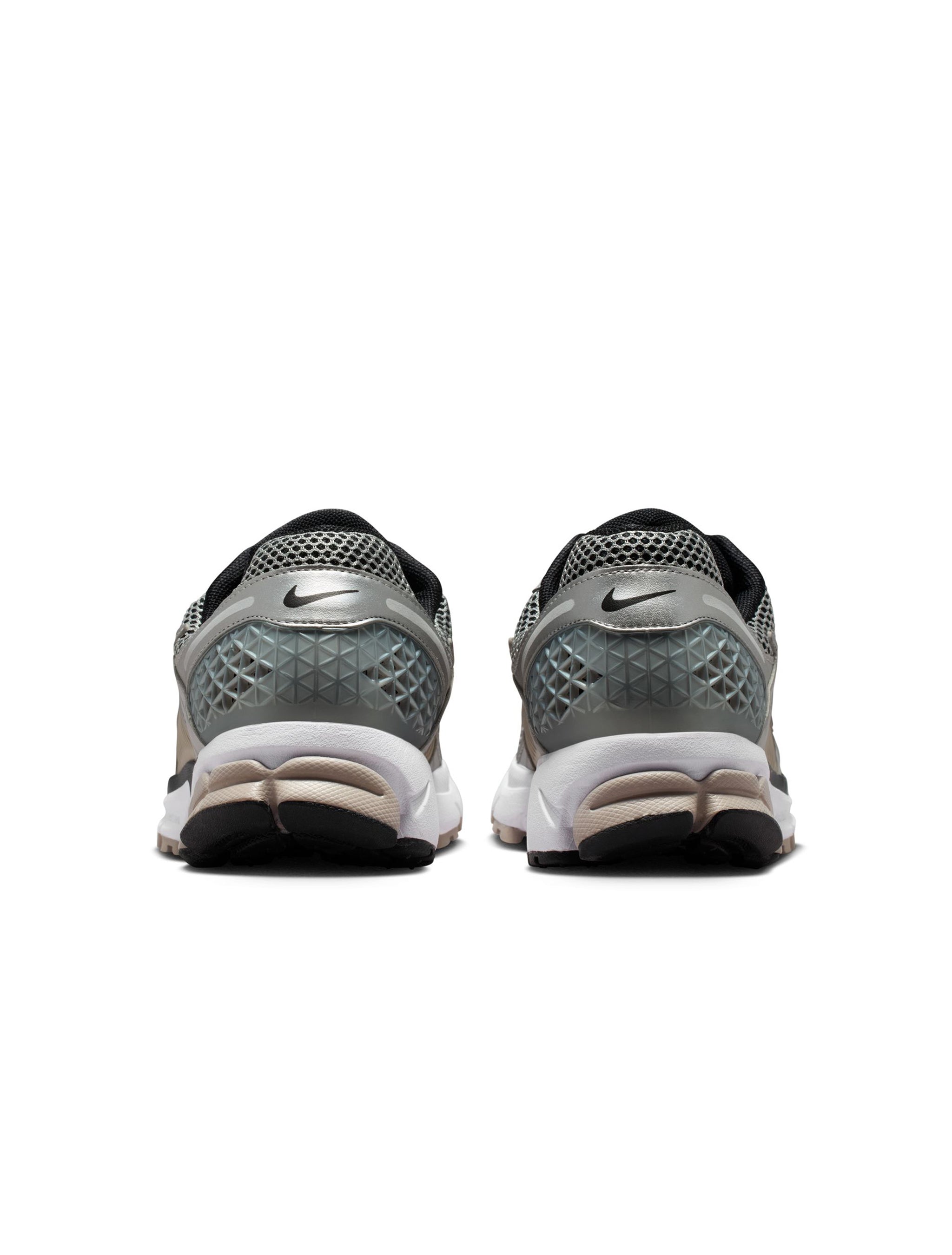 Nike Mens Zoom Vomero 5 - Metallic Silver by Denim Exchange