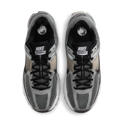 Nike Mens Zoom Vomero 5 - Metallic Silver by Denim Exchange