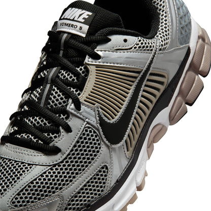 Nike Mens Zoom Vomero 5 - Metallic Silver by Denim Exchange