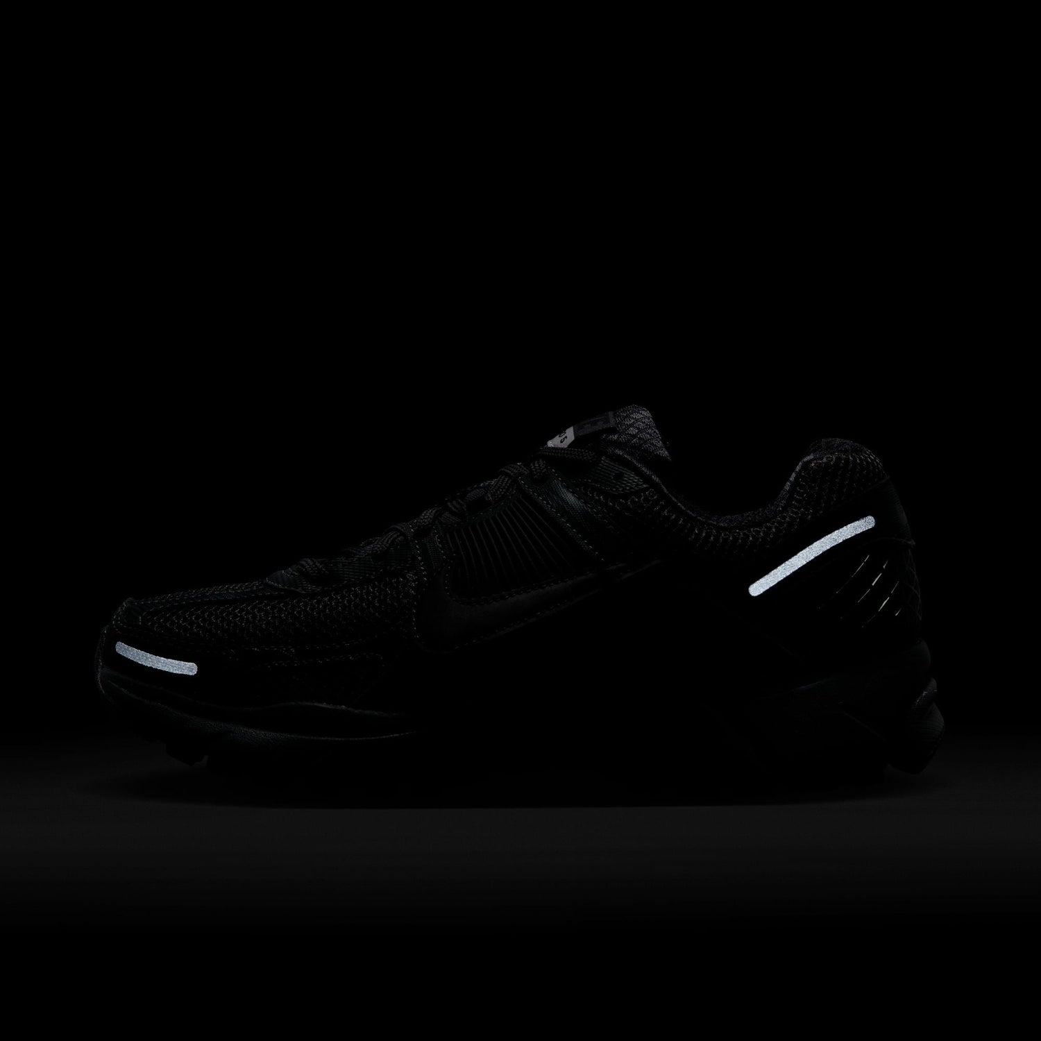 Nike Womens Zoom Vomero 5 - Black by Denim Exchange