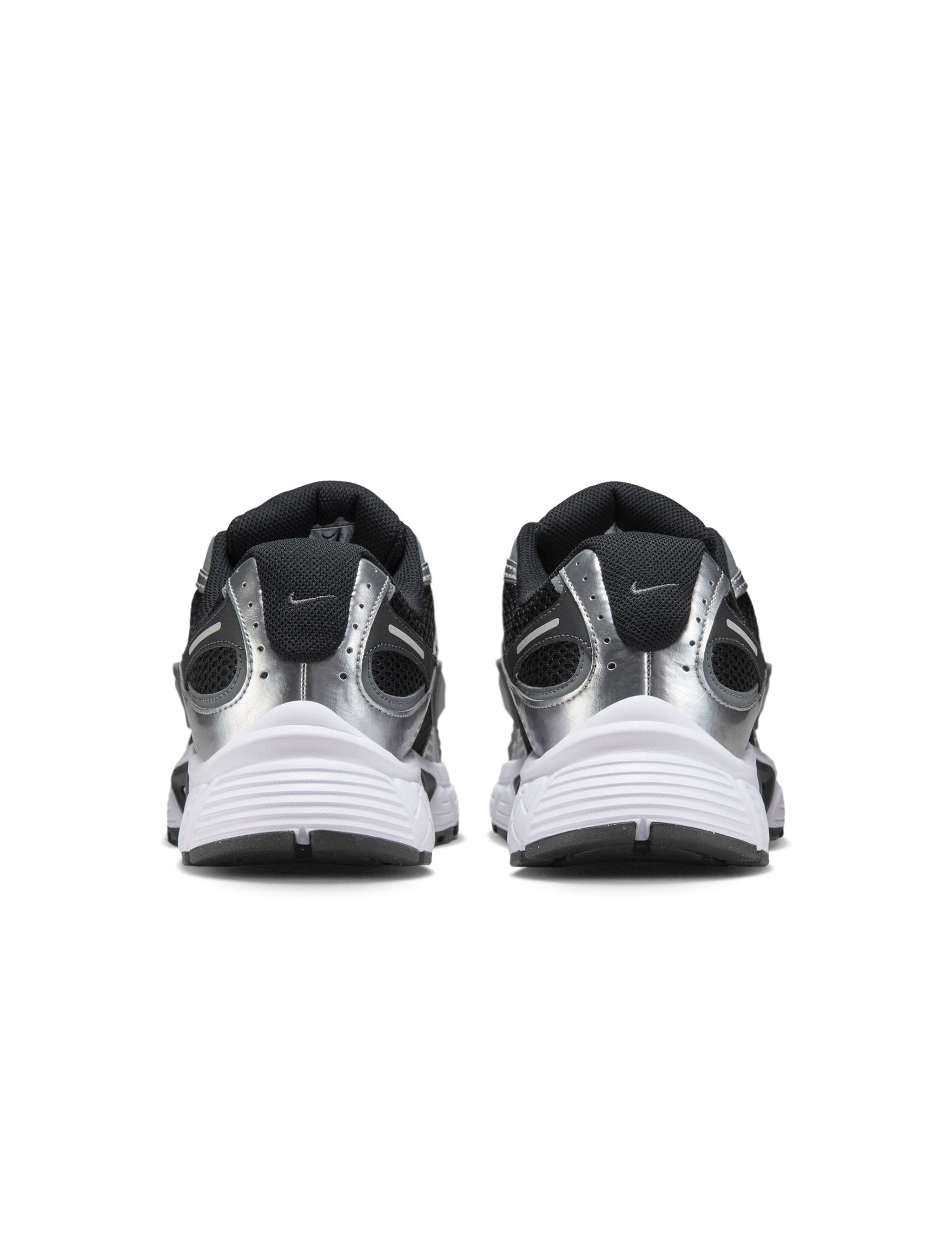 Nike Mens V5 RNR - Black/Smoke Grey by Denim Exchange