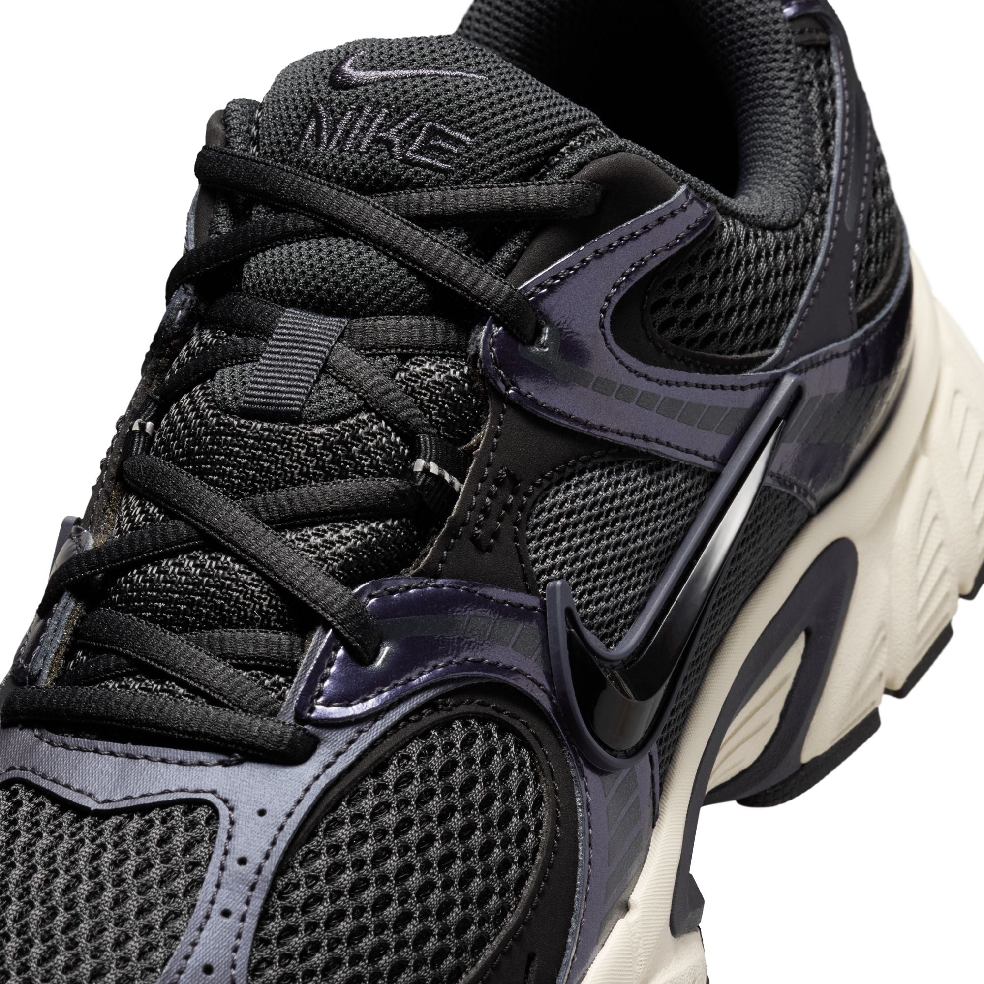 Nike Mens V5 RNR - Off Noir by Denim Exchange