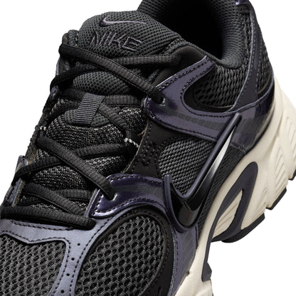 Nike Mens V5 RNR - Off Noir by Denim Exchange