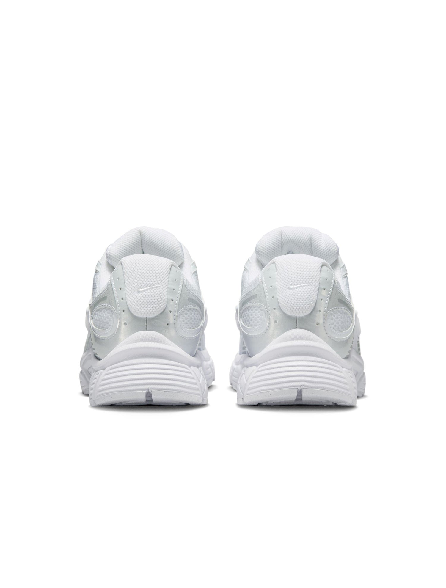 Nike Mens V5 RNR - White by Denim Exchange
