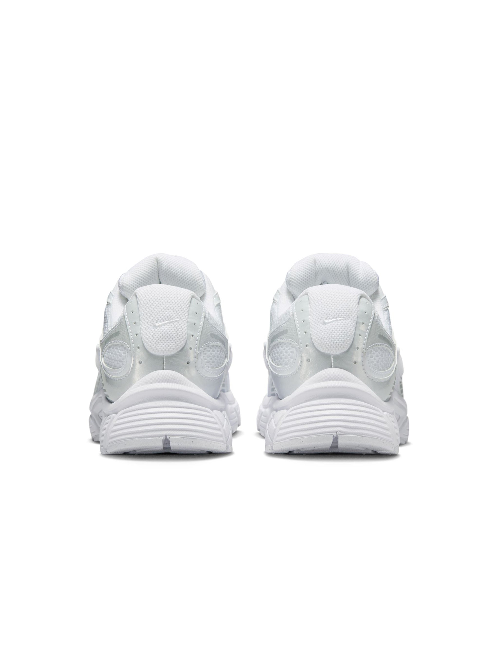 Nike Mens V5 RNR - White by Denim Exchange