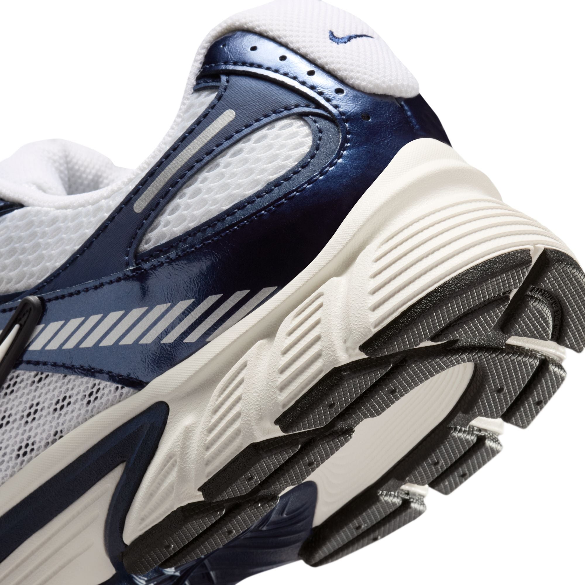 Nike Mens V5 RNR - White/Midnight Navy by Denim Exchange