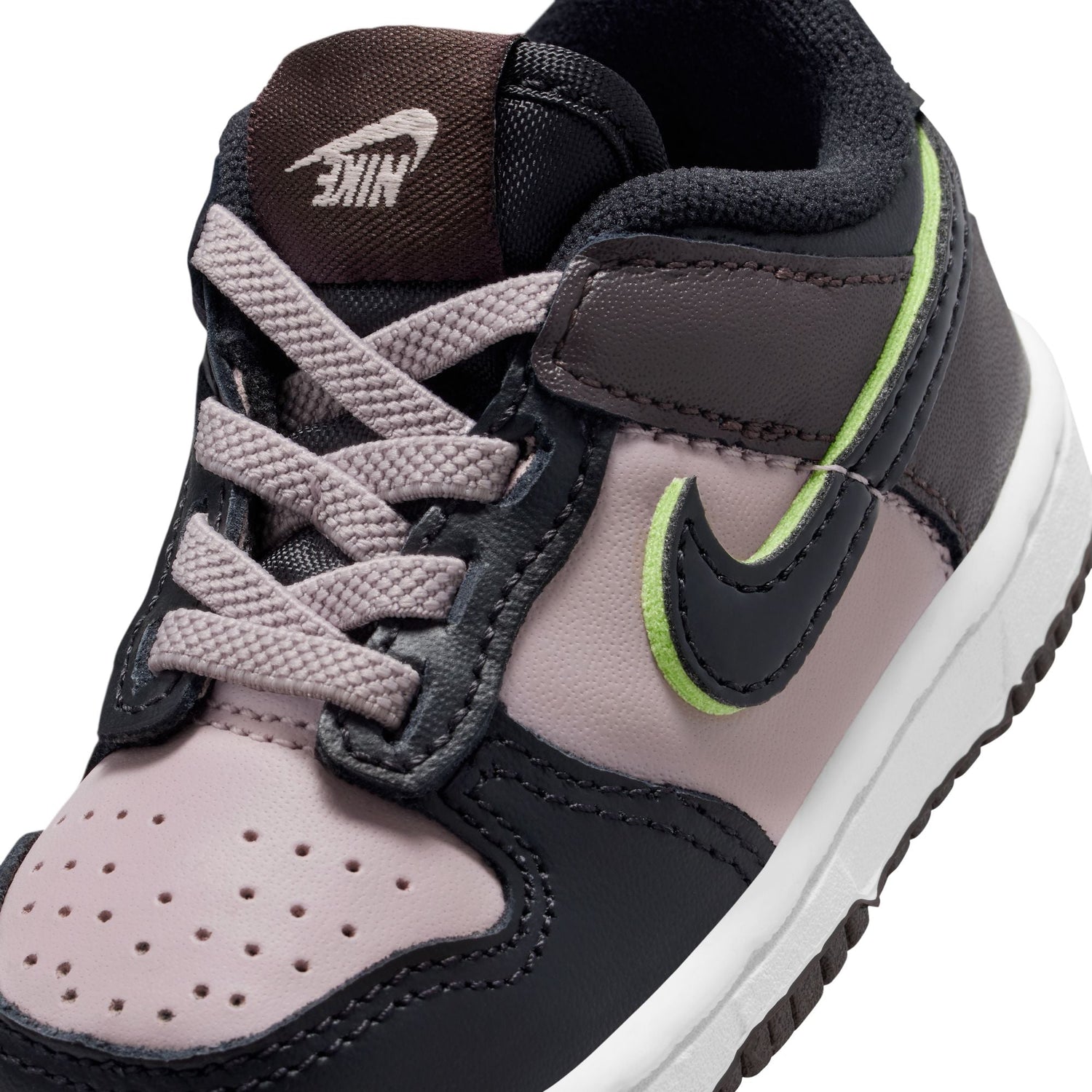 Nike (TD) Dunk Low Se - Particle Rose by Denim Exchange