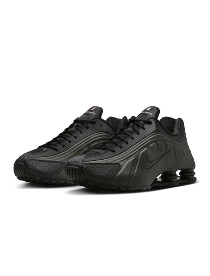 Nike Mens Shox R4 - Black by Denim Exchange