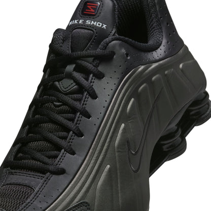 Nike Mens Shox R4 - Black by Denim Exchange