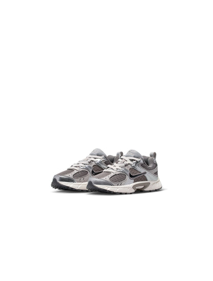 Nike (Ps) V5 Runner - Cave Stone by Denim Exchange