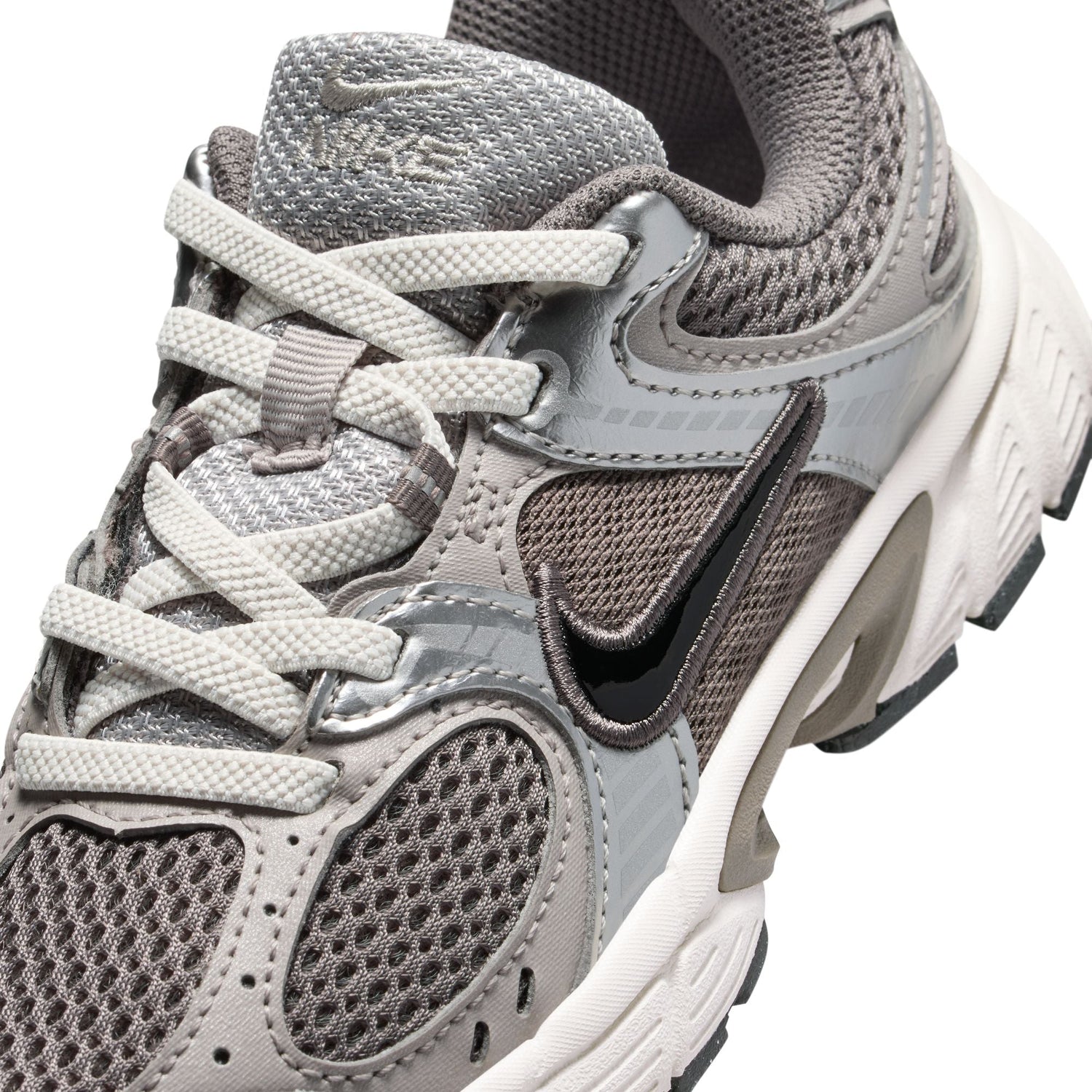 Nike (Ps) V5 Runner - Cave Stone by Denim Exchange