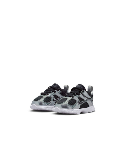 Nike (TD) V5 RNR - Black/Smoke Grey by Denim Exchange