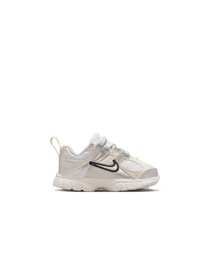 Nike (TD) V5 RNR - Summit White by Denim Exchange