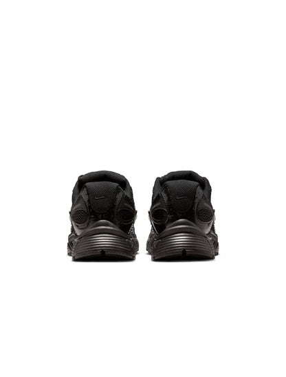 Nike Womens V5 RNR - Black by Denim Exchange