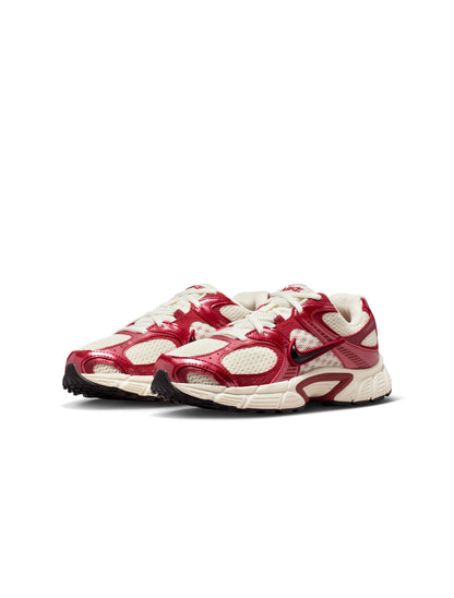 Nike Womens V5 Runner - Valentine&