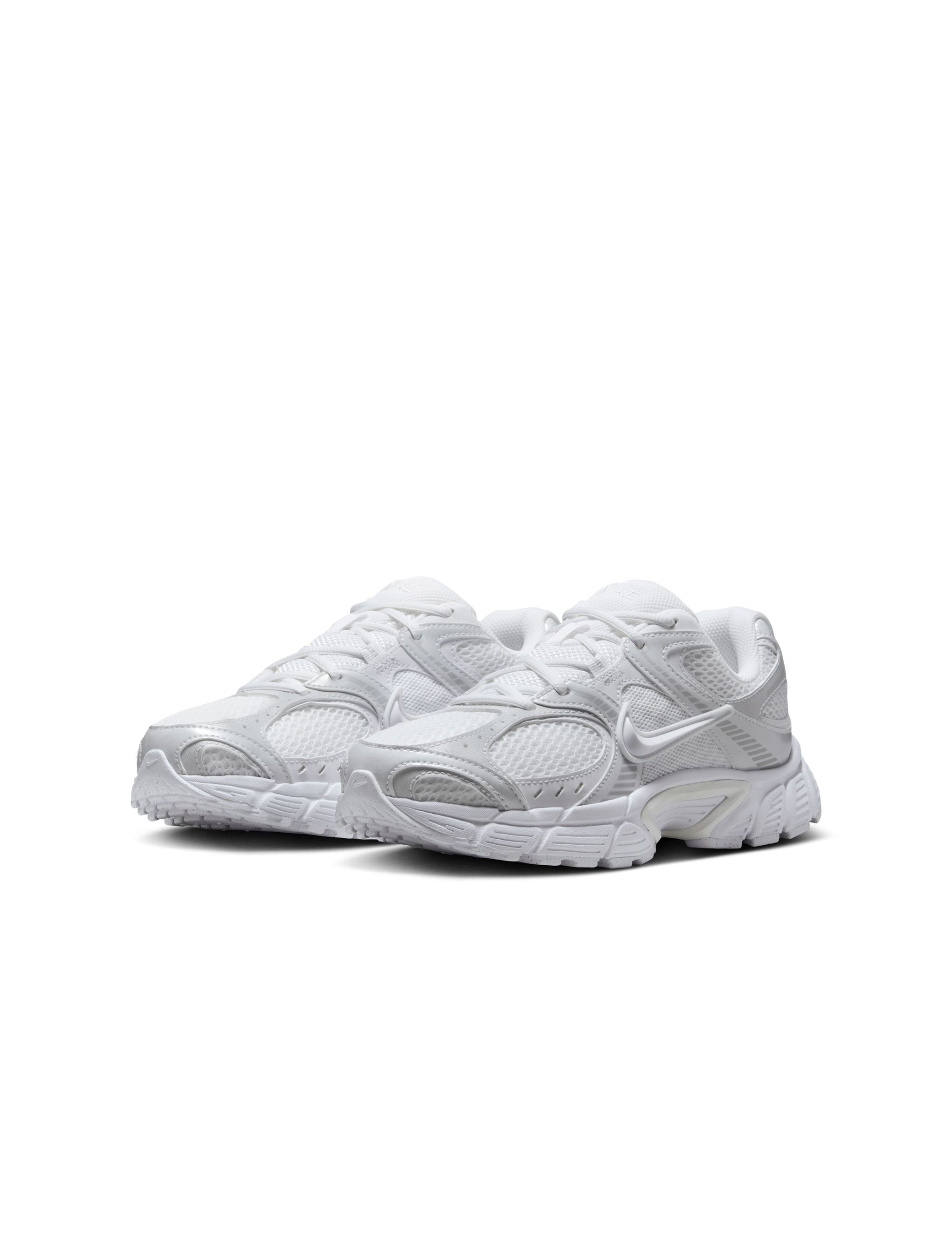 Nike Womens V5 Rnr - White by Denim Exchange