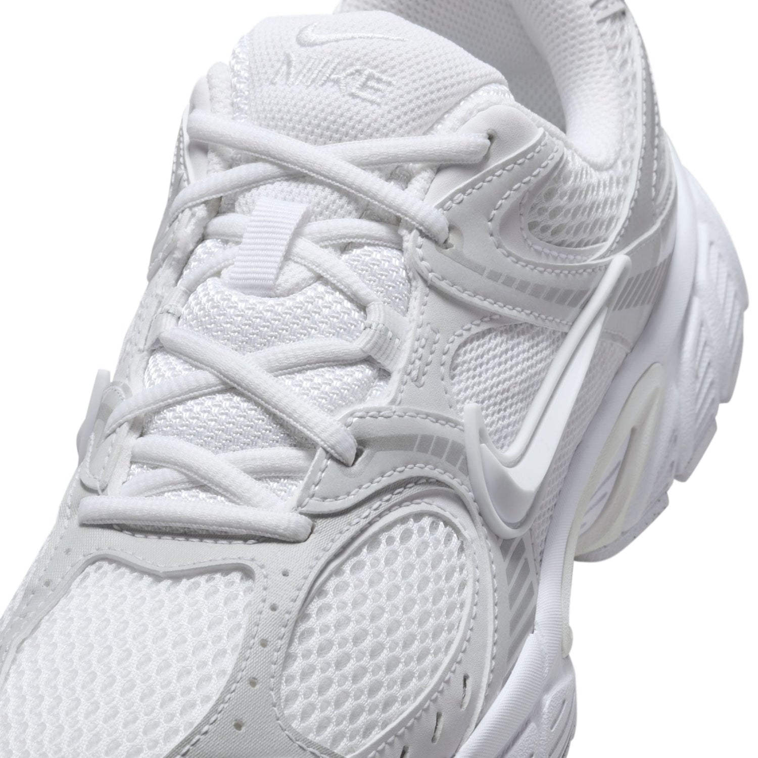 Nike Womens V5 Rnr - White by Denim Exchange