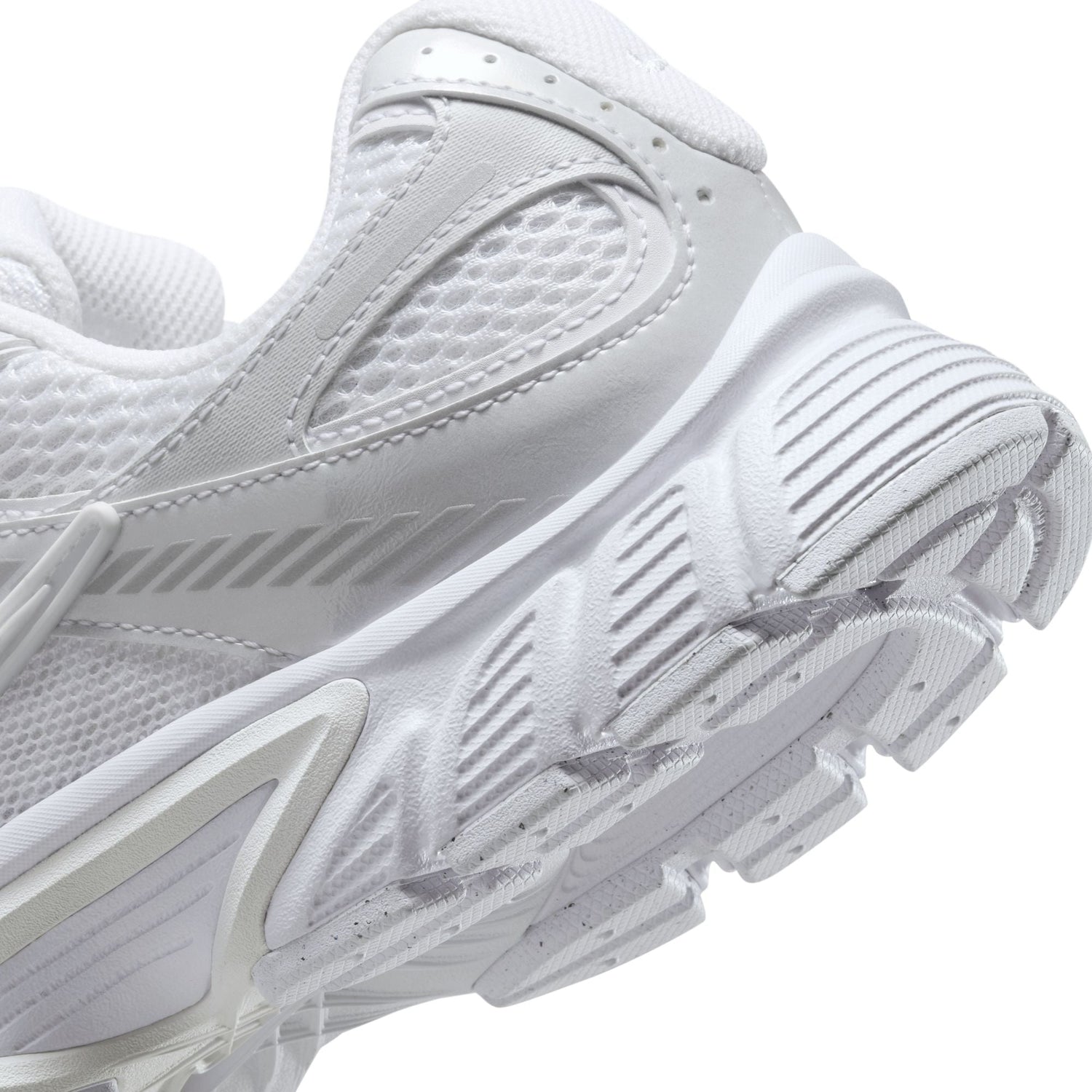 Nike Womens V5 Rnr - White by Denim Exchange