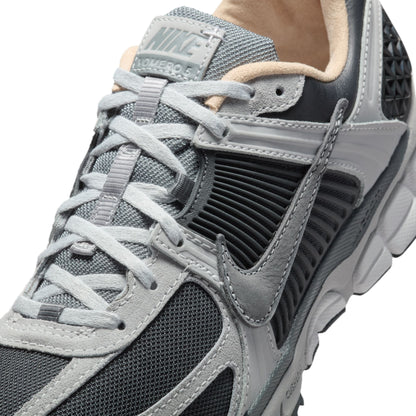 Nike Mens Zoom Vomero 5 - Smoke Grey by Denim Exchange