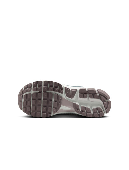 Nike Womens Zoom Vomero 5 - Vast Grey by Denim Exchange